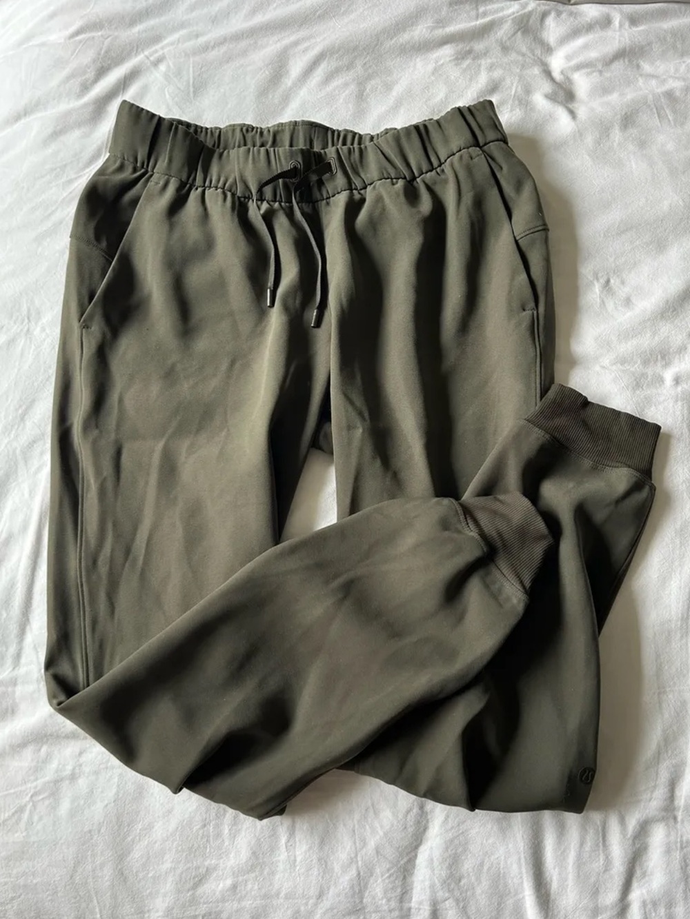 Lululemon Green Women's Drawstring Joggers